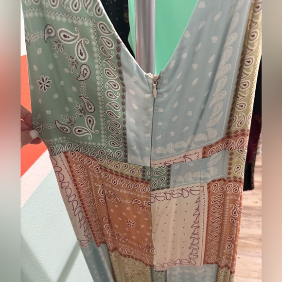 WHITEROOM & CACTUS DRESS - Picture 4 of 4